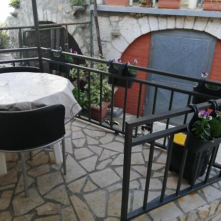 Centar Njivice Apartment Exterior foto