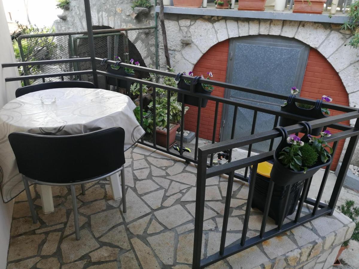 Centar Njivice Apartment Exterior foto